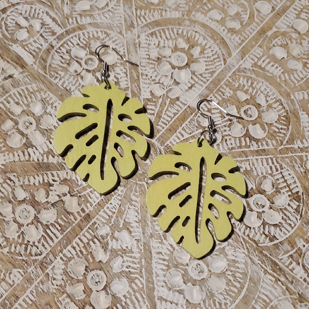 Monstera Earrings